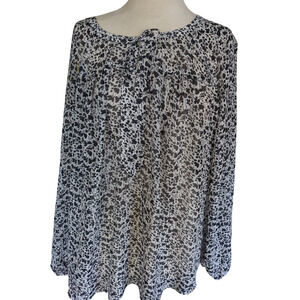 2X Daisy Fuentes black white plus size floral sheer women's blouse #21